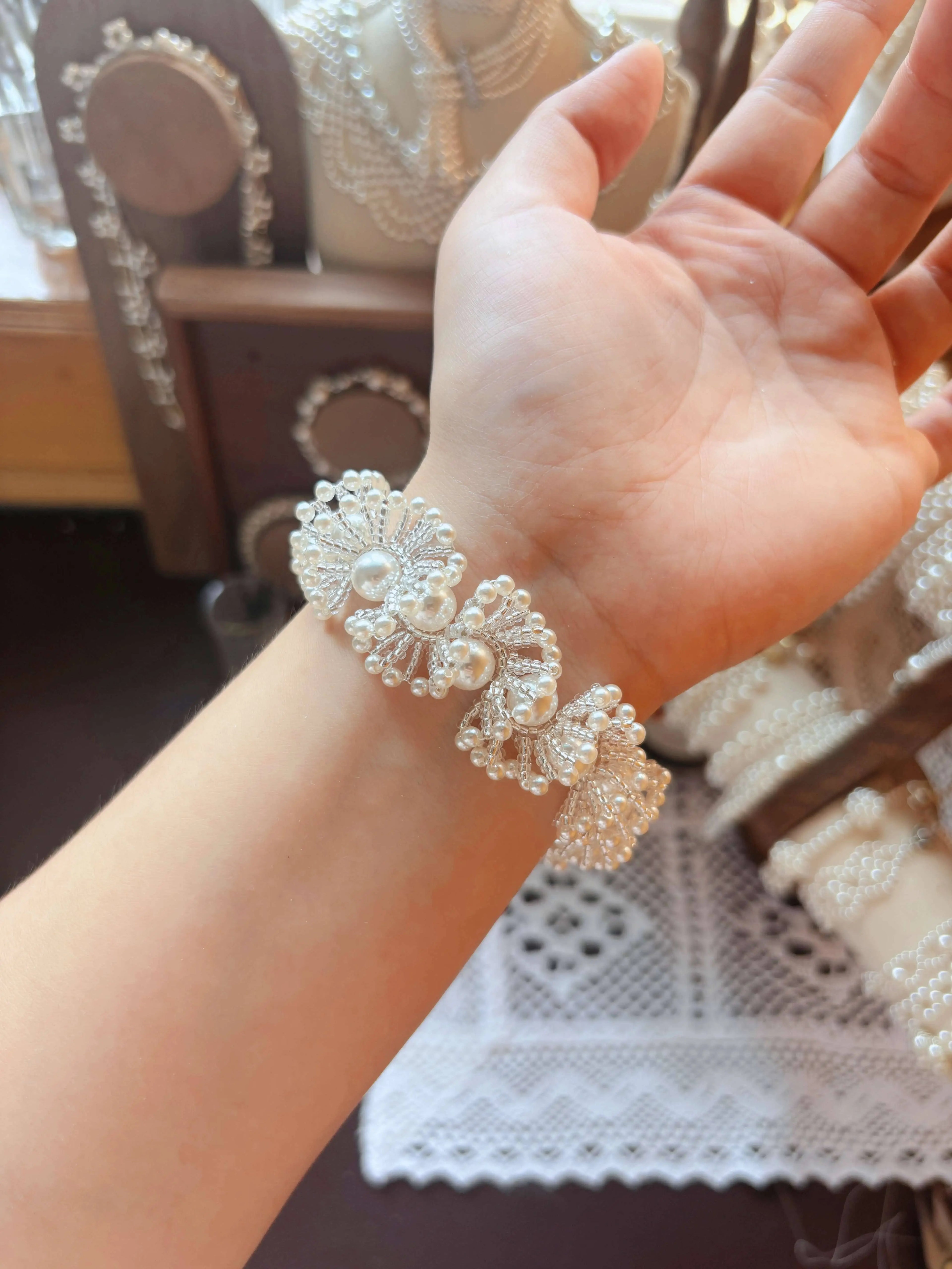 The Pearl Fan Lace Bracelet